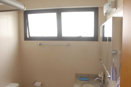 Apartamento à venda com 106m², 3 quartos e 2 vagasBanheiro