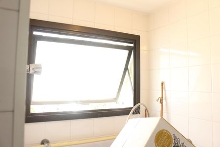 Apartamento à venda com 106m², 3 quartos e 2 vagasJanela Banheiro Serviço