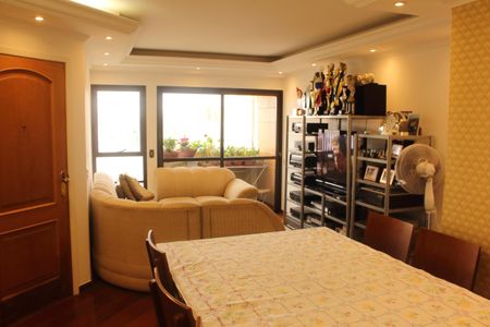 Apartamento à venda com 106m², 3 quartos e 2 vagasSala