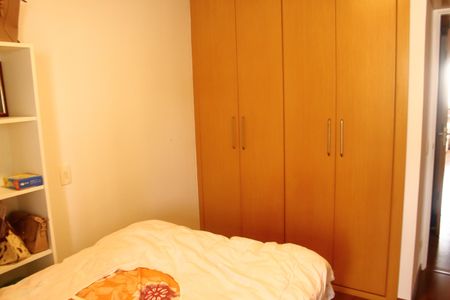 Apartamento à venda com 106m², 3 quartos e 2 vagasQuarto 2