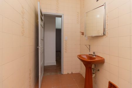 Casa à venda com 136m², 3 quartos e 1 vaga Casa à venda com 136m², 3 quartos e 1 vagaBanheiro