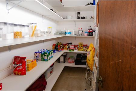 Casa à venda com 700m², 4 quartos e 3 vagasDispensa