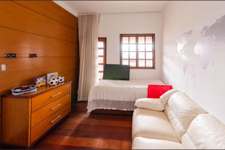 Casa à venda com 700m², 4 quartos e 3 vagasQuarto 1