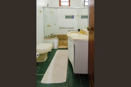 Casa à venda com 700m², 4 quartos e 3 vagasBanheiro
