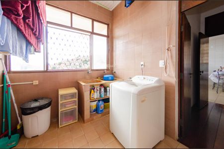 Casa à venda com 700m², 4 quartos e 3 vagasÁrea de serviço