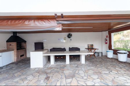 Apartamento para alugar com 106m², 3 quartos e 2 vagas Apartamento para alugar com 106m², 3 quartos e 2 vagasÁrea comum - Churrasqueira