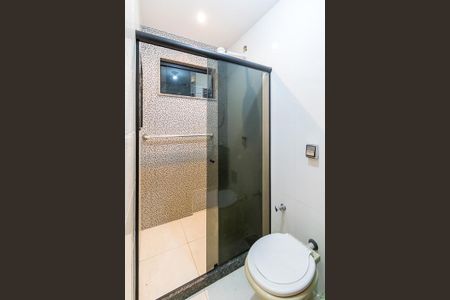Apartamento para alugar com 70m², 2 quartos e sem vagaBanheiro