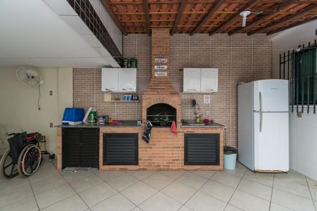 Apartamento para alugar com 70m², 2 quartos e sem vagaÁrea comum - Churrasqueira