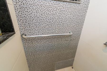 Apartamento para alugar com 70m², 2 quartos e sem vagaBanheiro