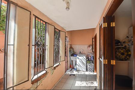 Casa à venda com 115m², 3 quartos e 3 vagasÁrea de Serviço 