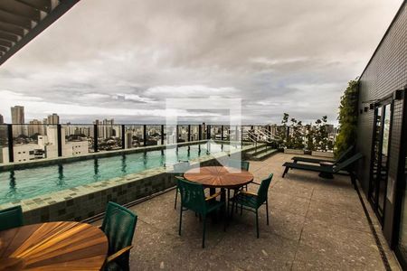 Apartamento para alugar com 29m², 1 quarto e 1 vaga Apartamento para alugar com 29m², 1 quarto e 1 vagaÁrea comum - Piscina
