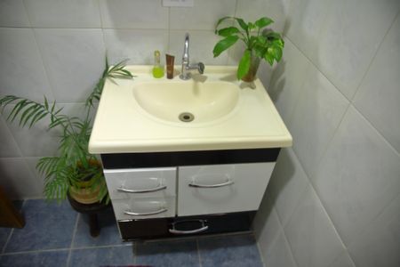 Casa à venda com 125m², 2 quartos e 2 vagasBanheiro Social