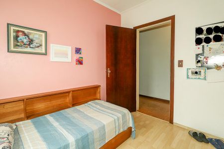 Casa à venda com 226m², 3 quartos e 2 vagasQuarto 2