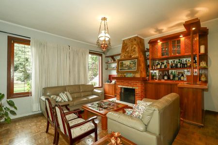 Casa à venda com 226m², 3 quartos e 2 vagasSala