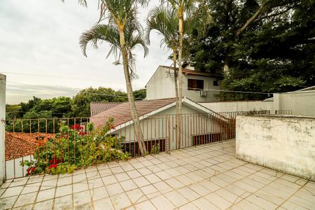 Casa à venda com 226m², 3 quartos e 2 vagasTerraço