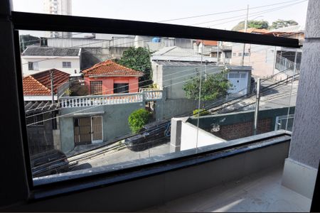 Casa à venda com 129m², 3 quartos e 2 vagas Casa à venda com 129m², 3 quartos e 2 vagasVaranda/Suíte