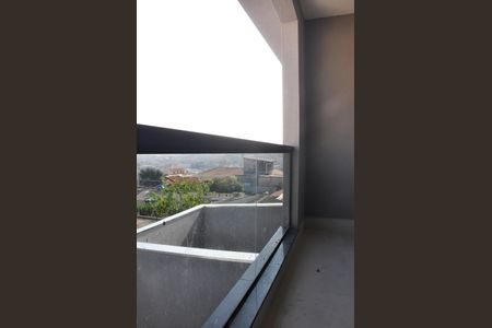 Casa à venda com 129m², 3 quartos e 2 vagas Casa à venda com 129m², 3 quartos e 2 vagasVaranda / Quarto 1