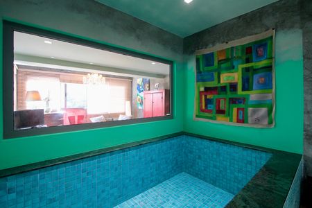 Casa de condomínio para alugar com 560m², 4 quartos e sem vagaBanheiro Quarto 2 suíte máster