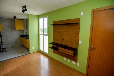Sala/cozinha de apartamento para alugar com 2 quartos, 41m² em Cecília, Viamão