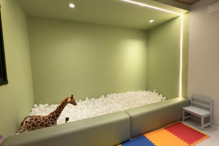 Apartamento para alugar com 80m², 2 quartos e 1 vagaÁrea comum - Brinquedoteca