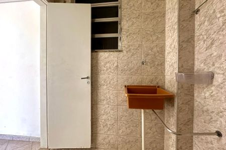 Studio à venda com 34m², 1 quarto e sem vaga Studio à venda com 34m², 1 quarto e sem vagaBanheiro