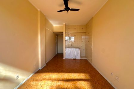 Studio à venda com 34m², 1 quarto e sem vaga Studio à venda com 34m², 1 quarto e sem vagaStudio