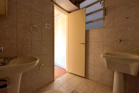 Studio à venda com 34m², 1 quarto e sem vaga Studio à venda com 34m², 1 quarto e sem vagaBanheiro