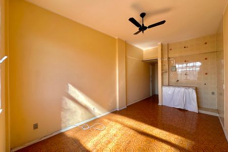 Studio à venda com 34m², 1 quarto e sem vaga Studio à venda com 34m², 1 quarto e sem vagaStudio