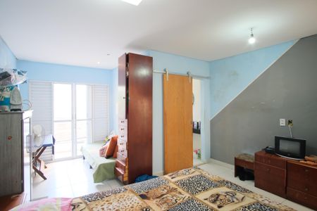 Casa à venda com 145m², 2 quartos e 2 vagasSuíte 2