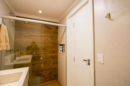 Apartamento à venda com 112m², 3 quartos e 1 vaga Apartamento à venda com 112m², 3 quartos e 1 vagaBanheiro social