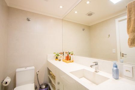 Apartamento à venda com 112m², 3 quartos e 1 vaga Apartamento à venda com 112m², 3 quartos e 1 vagaBanheiro social