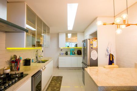 Apartamento à venda com 112m², 3 quartos e 1 vaga Apartamento à venda com 112m², 3 quartos e 1 vagaCozinha