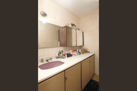 Apartamento à venda com 116m², 3 quartos e 1 vagaBanheiro da  Suíte