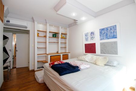 Apartamento à venda com 188m², 2 quartos e 1 vaga Apartamento à venda com 188m², 2 quartos e 1 vagaSuíte 1