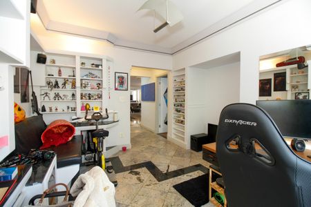 Apartamento à venda com 188m², 2 quartos e 1 vaga Apartamento à venda com 188m², 2 quartos e 1 vagaSala de Tv