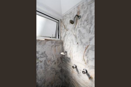 Apartamento à venda com 188m², 2 quartos e 1 vaga Apartamento à venda com 188m², 2 quartos e 1 vagaBanheiro da Suíte 2