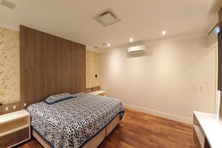 Casa de condomínio à venda com 410m², 3 quartos e 4 vagas Casa de condomínio à venda com 410m², 3 quartos e 4 vagasSuíte 2