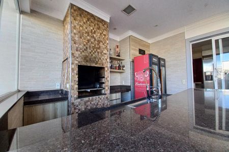 Casa de condomínio à venda com 410m², 3 quartos e 4 vagas Casa de condomínio à venda com 410m², 3 quartos e 4 vagasÁrea comum - Churrasqueira