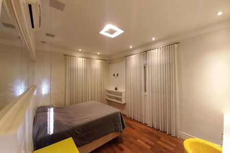 Casa de condomínio à venda com 410m², 3 quartos e 4 vagas Casa de condomínio à venda com 410m², 3 quartos e 4 vagasSuíte 3