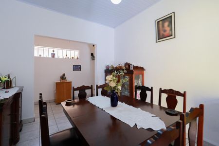 Casa à venda com 212m², 4 quartos e 13 vagasCasa 1 - Sala de jantar