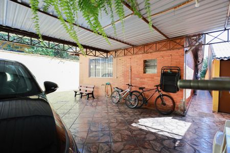 Casa à venda com 212m², 4 quartos e 13 vagasÁrea de lazer