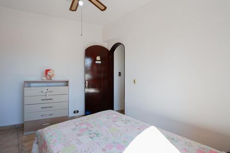 Casa à venda com 212m², 4 quartos e 13 vagasCasa 2 - Quarto 1