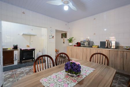 Casa à venda com 212m², 4 quartos e 13 vagasCasa 1 - Cozinha