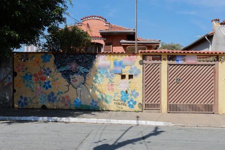 Casa à venda com 212m², 4 quartos e 13 vagasFachada + plaquinha