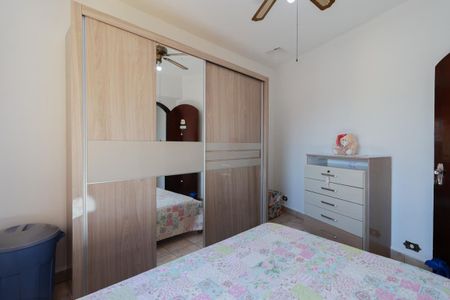 Casa à venda com 212m², 4 quartos e 13 vagasCasa 2 - Quarto 1