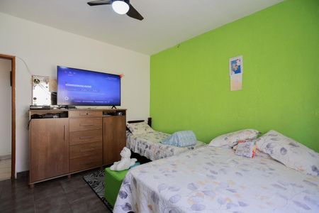 Casa à venda com 212m², 4 quartos e 13 vagasCasa 1 - Quarto 1