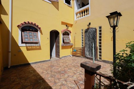 Casa à venda com 212m², 4 quartos e 13 vagasCasa 2 - Quintal