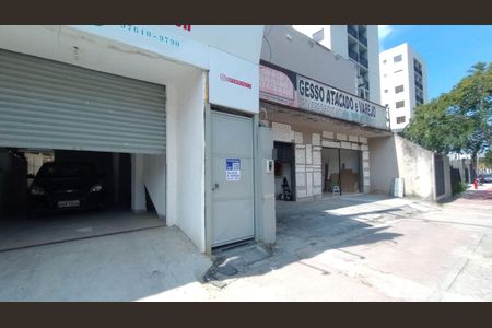 Studio à venda com 27m², 1 quarto e sem vaga Studio à venda com 27m², 1 quarto e sem vagaFachada