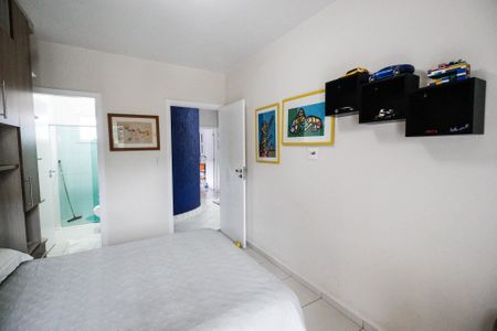 Casa à venda com 240m², 3 quartos e 4 vagasSuíte 2