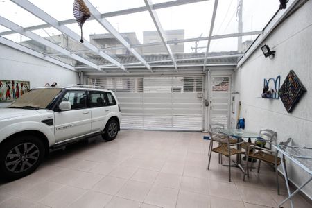 Casa à venda com 240m², 3 quartos e 4 vagasGaragem